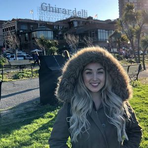 Meet your Posher, Brianna